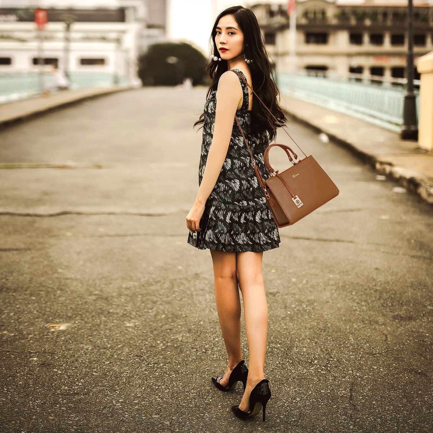 EXOTIC Studded hand bag for women