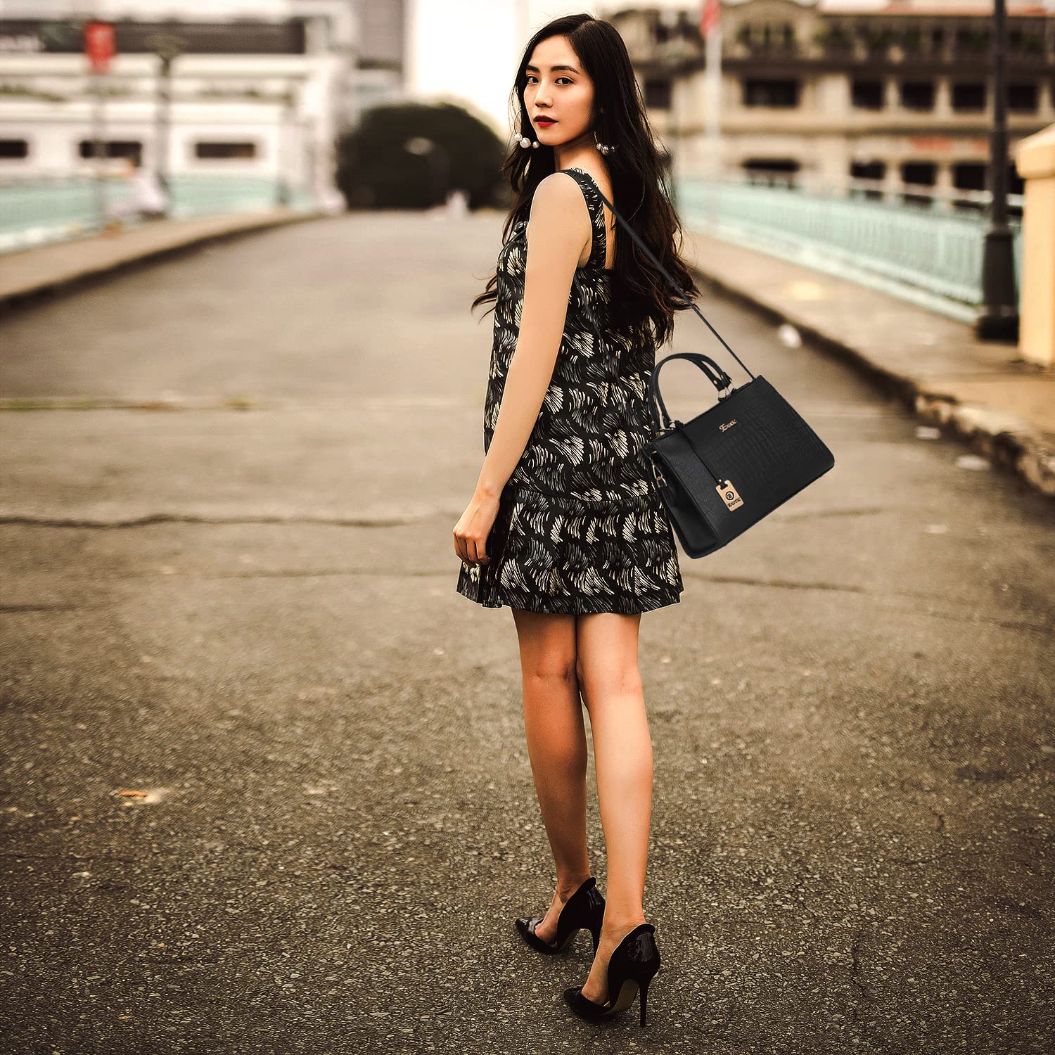 EXOTIC Studded hand bag for women