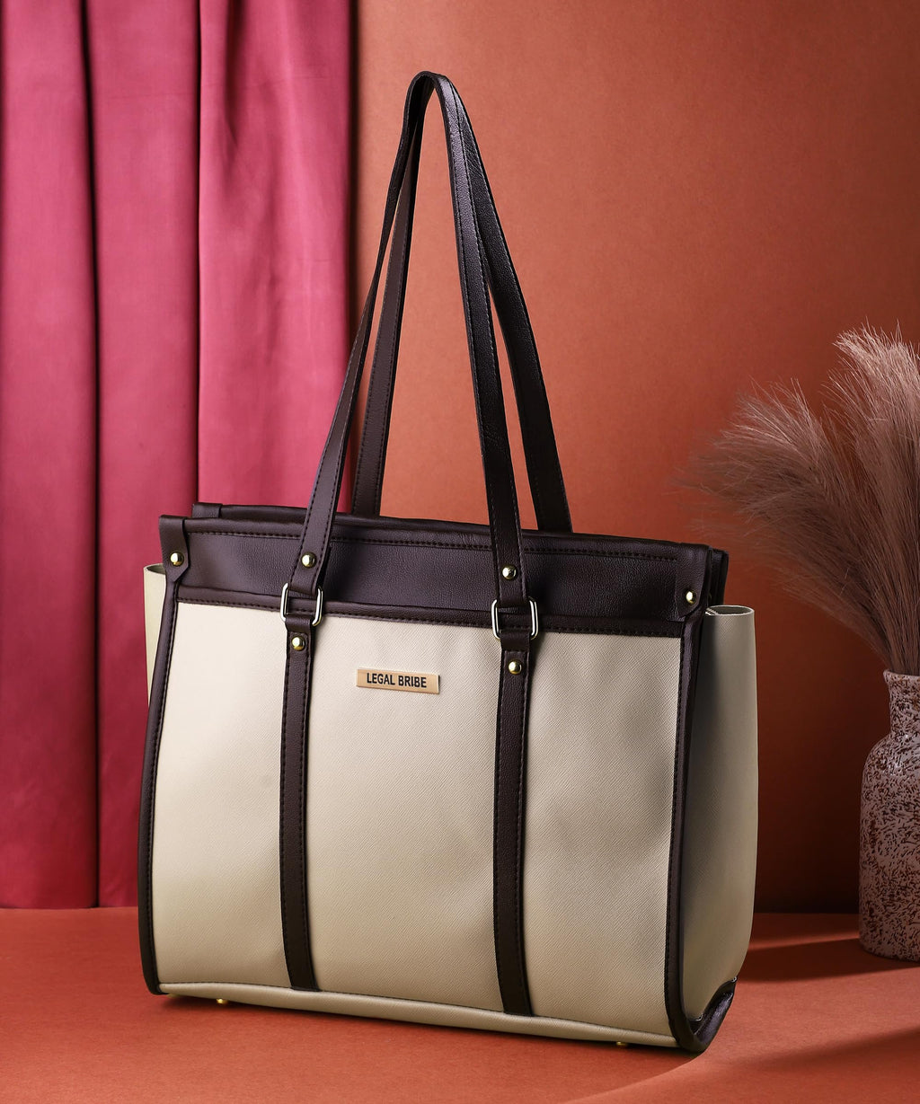 Lemura Stunning Tote Bag